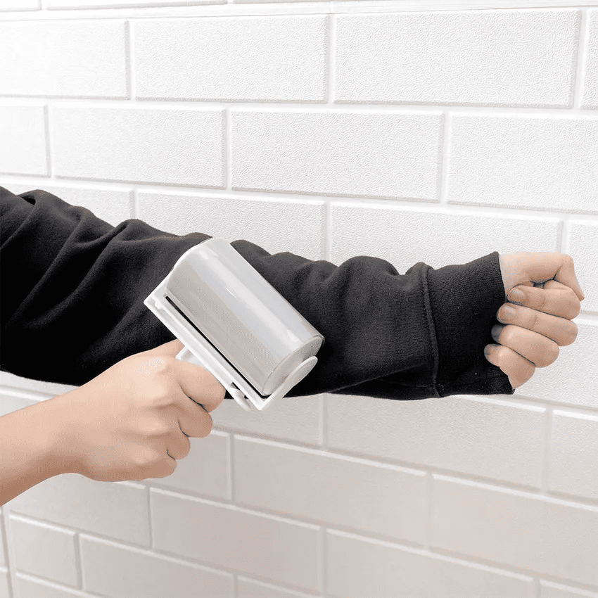 cara-menghilangkan-bulu-kucing-di-baju