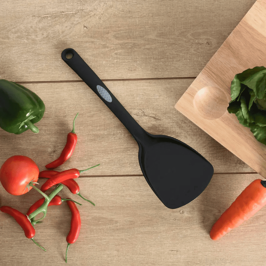 main image for 8 Fungsi Spatula dan Jenisnya, Mana yang Cocok di Dapurmu?