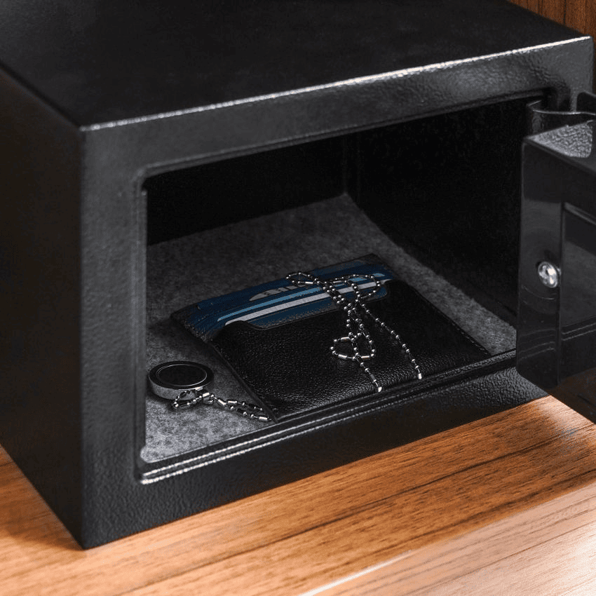 main image for Cara Membuka Brankas Krisbow Habis Baterai dengan Praktis!