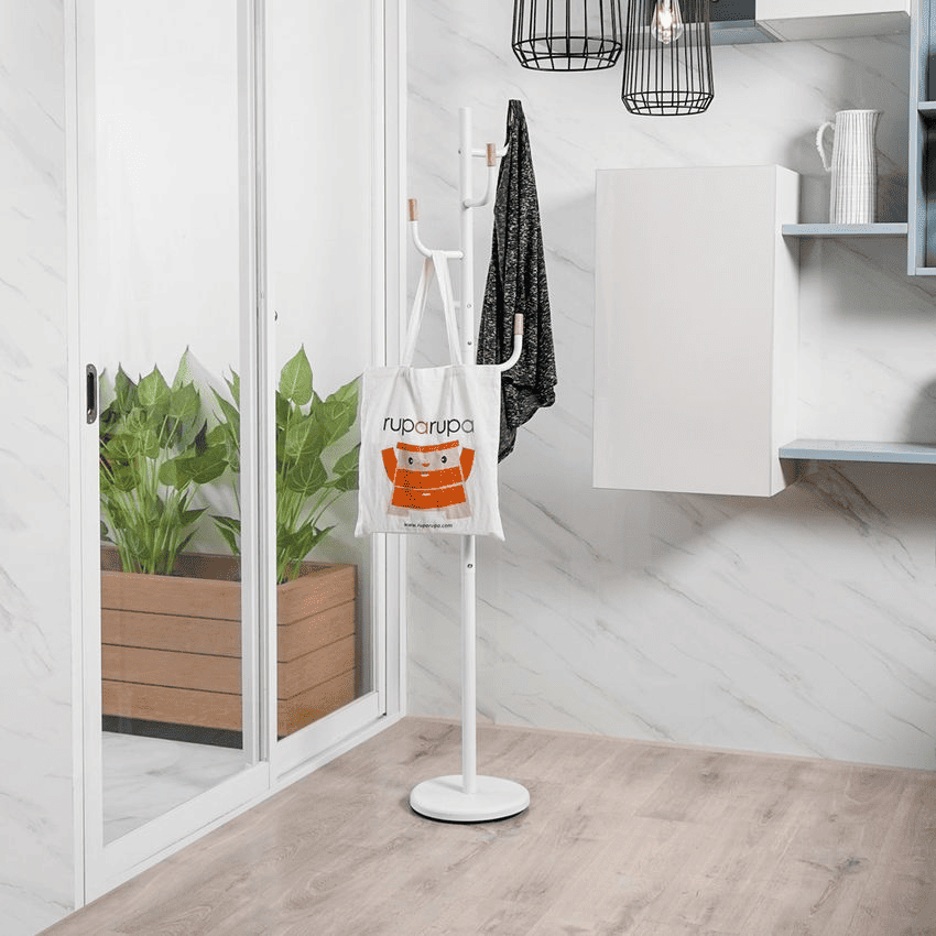 rak-gantungan-baju-besi