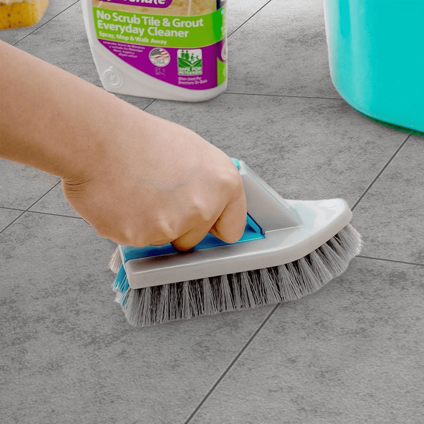 alat-pembersih-kamar-mandi