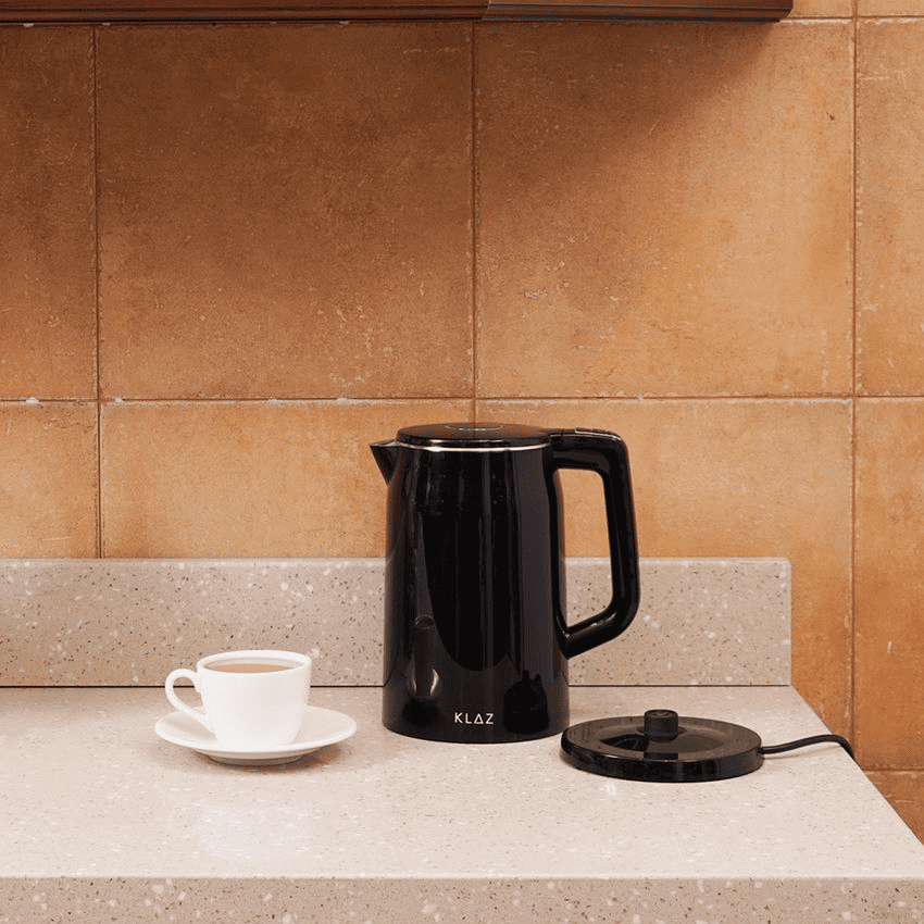 main image for 9 Teko Pemanas Air Terbaik: Pilih Sesuai Aktivitas Dapur!