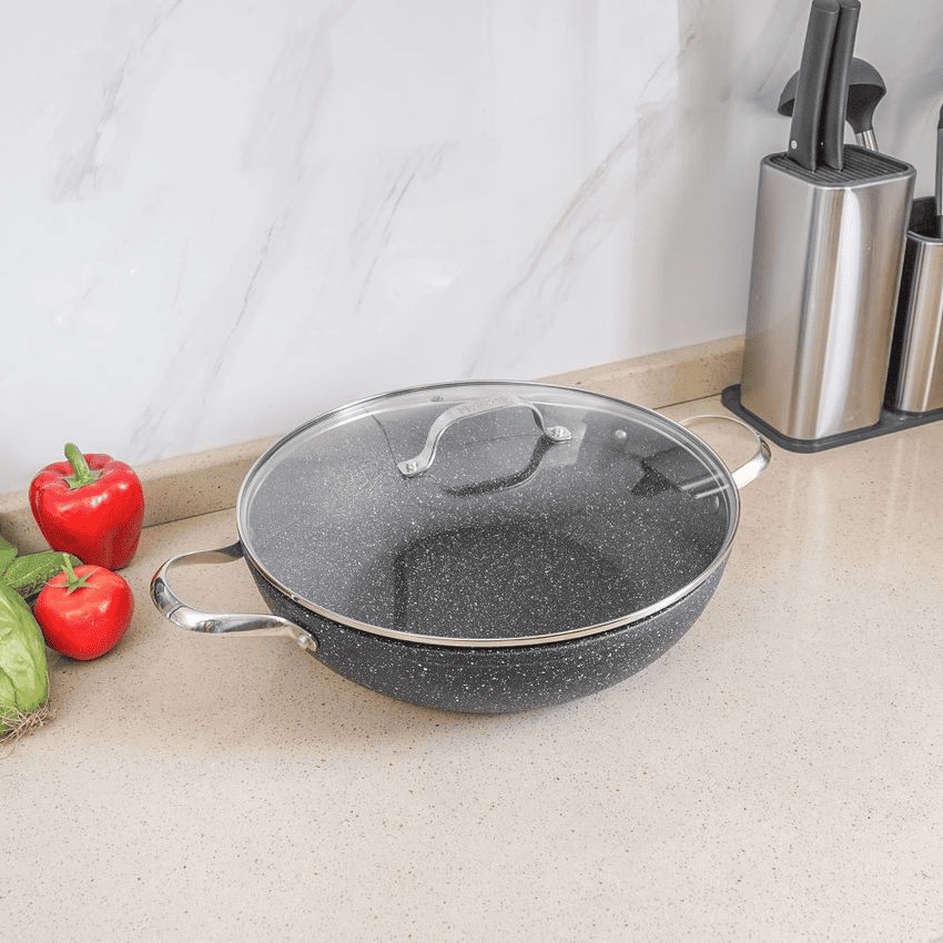 perbedaan-panci-dan-wajan