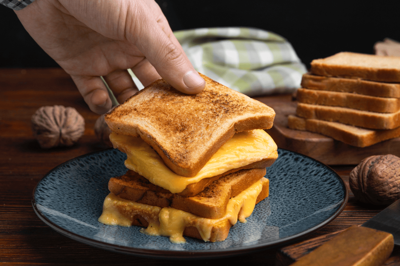 main image for  Cara Membuat Roti Bakar yang Enak dan Praktis di Rumah
