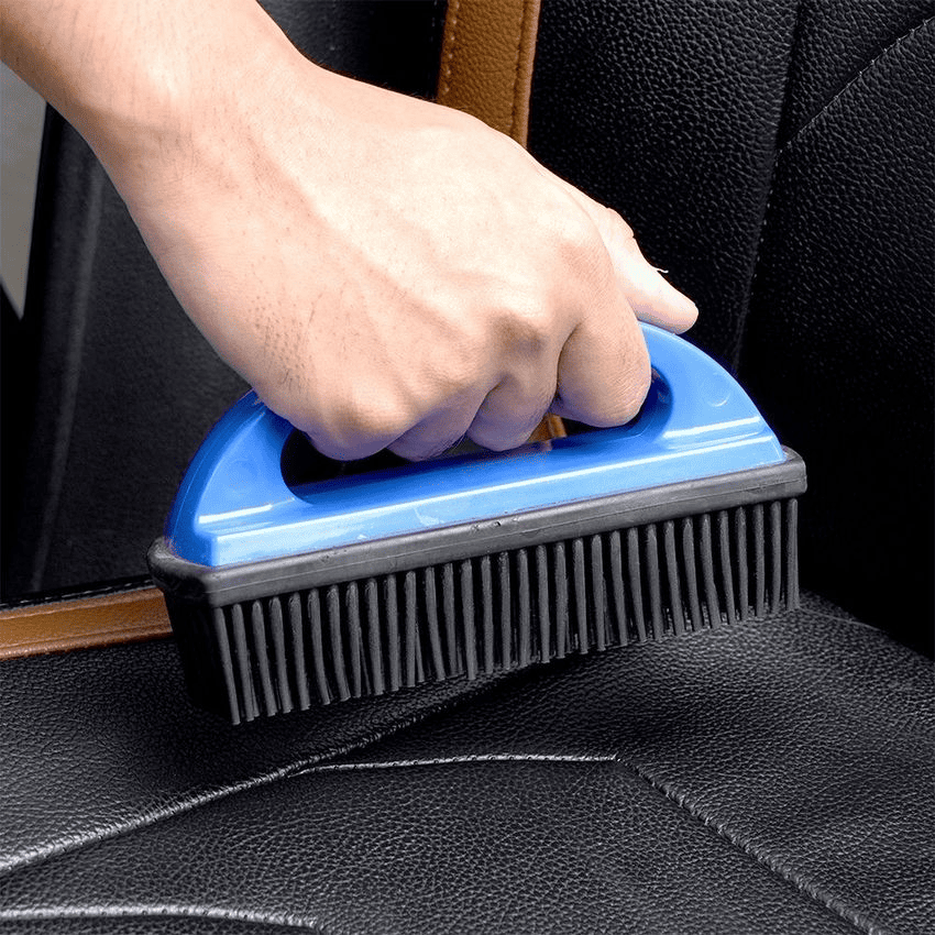 pembersih-interior-mobil