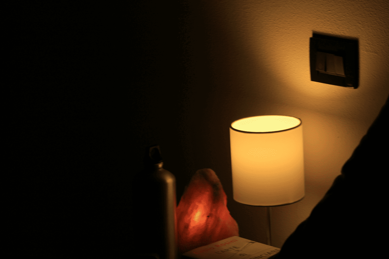 main image for 3 Warna Lampu Tidur yang Baik untuk Bayi, Tidur Lebih Nyenyak!