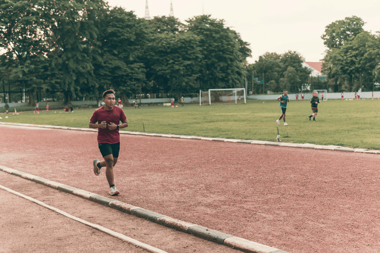 main image for Apakah Jogging Bisa Menambah Tinggi Badan? Ini Faktanya