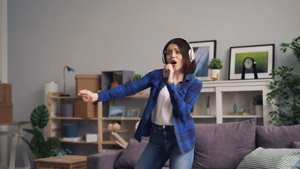 main image for 3 Rekomendasi Speaker Karaoke Terbaik untuk Acara di Rumah