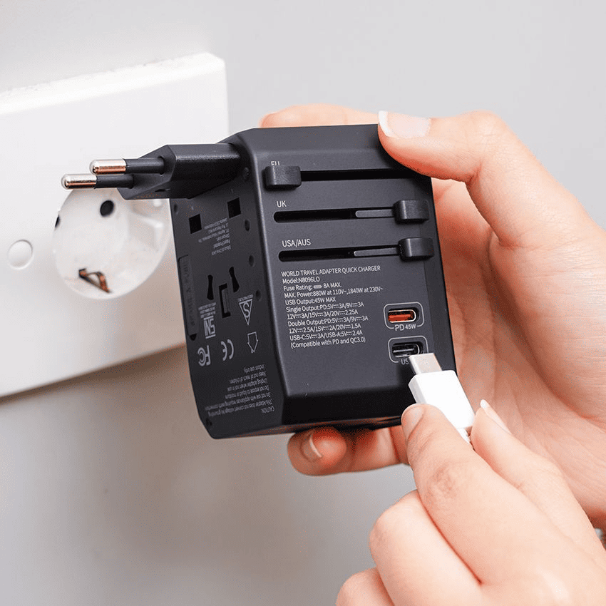 perbedaan-adaptor-dan-charger