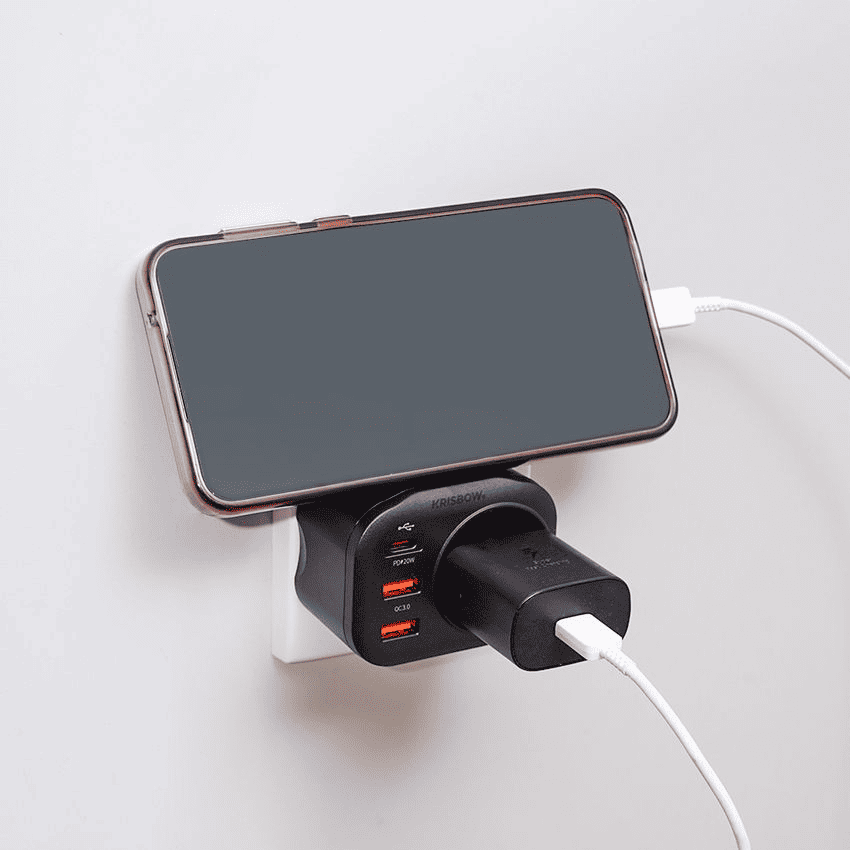main image for Jangan Salah Pakai! Ini Perbedaan Adaptor dan Charger