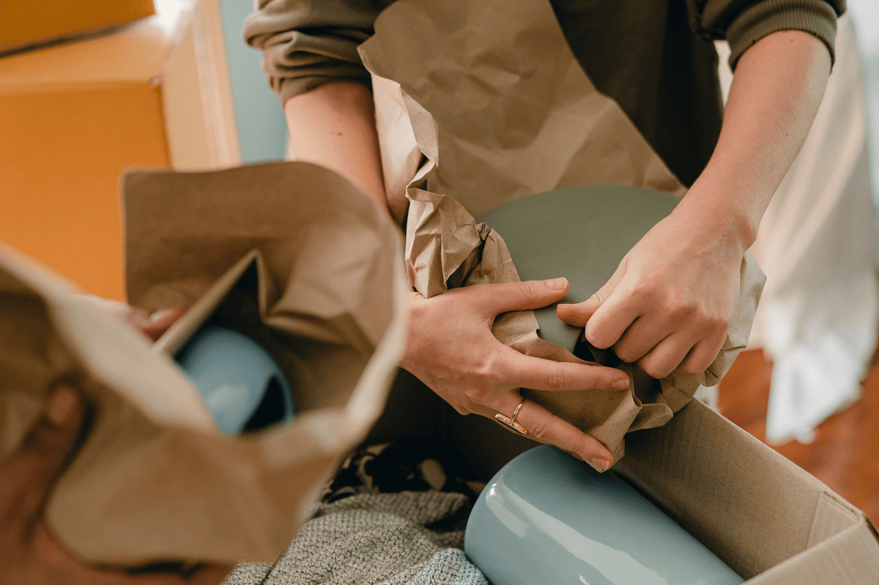 product article Apa Itu Barang Pecah Belah: Definisi, Contoh, & Tips Menyimpan