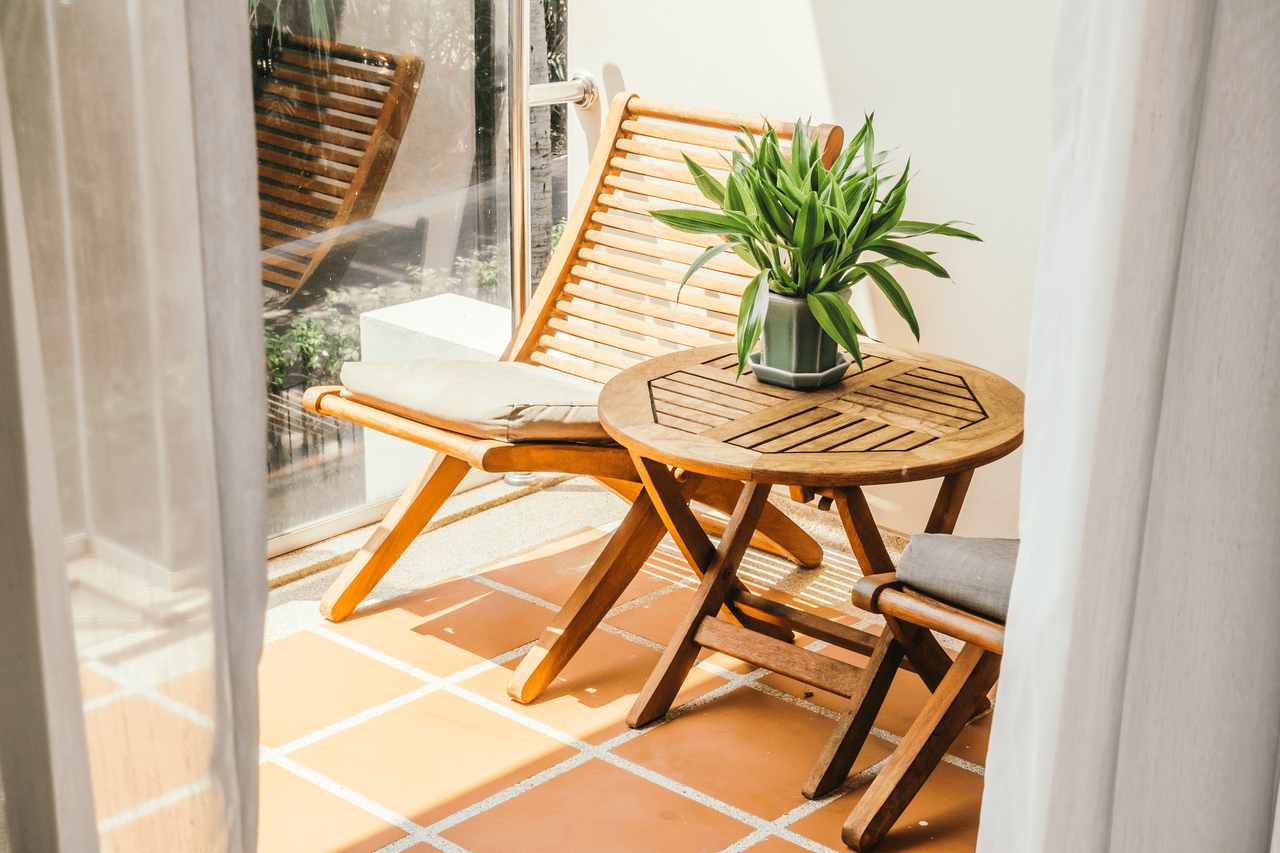 main image for 5 Ide Dekorasi Balkon Minimalis agar Terlihat Luas dan Estetik