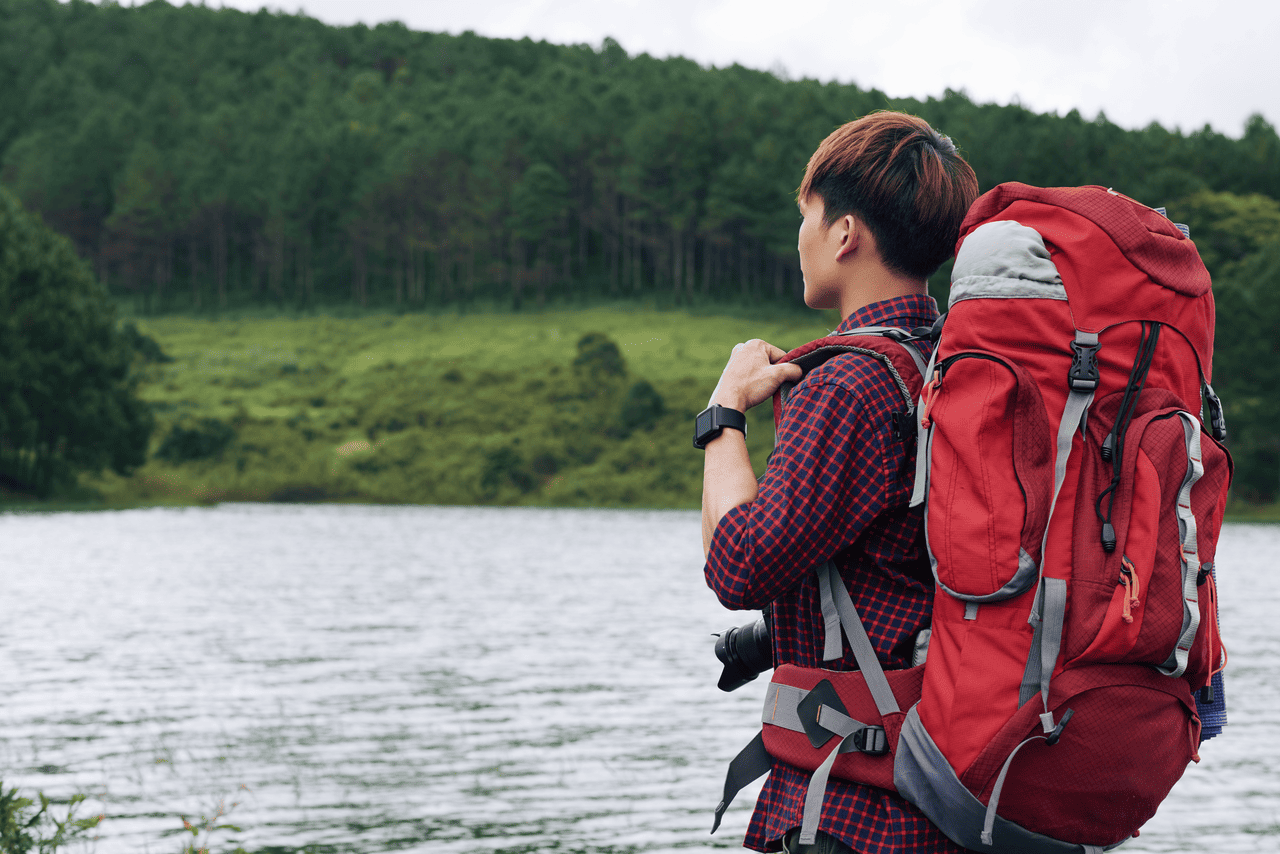 main image for Apa Itu Solo Hiking? Ini Tips Mendaki Sendiri dan Peralatannya
