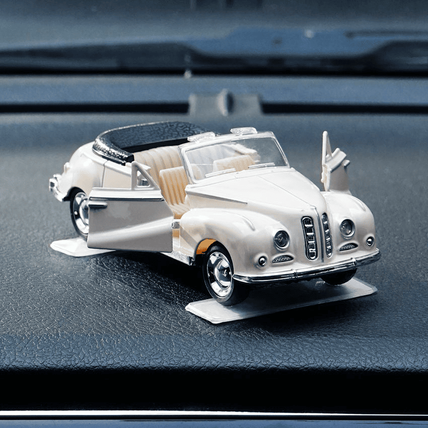 hiasan-dashboard-mobil