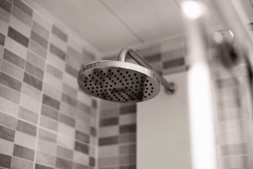 main image for Cara Memasang Shower Kamar Mandi yang Benar, Tanpa Tukang!