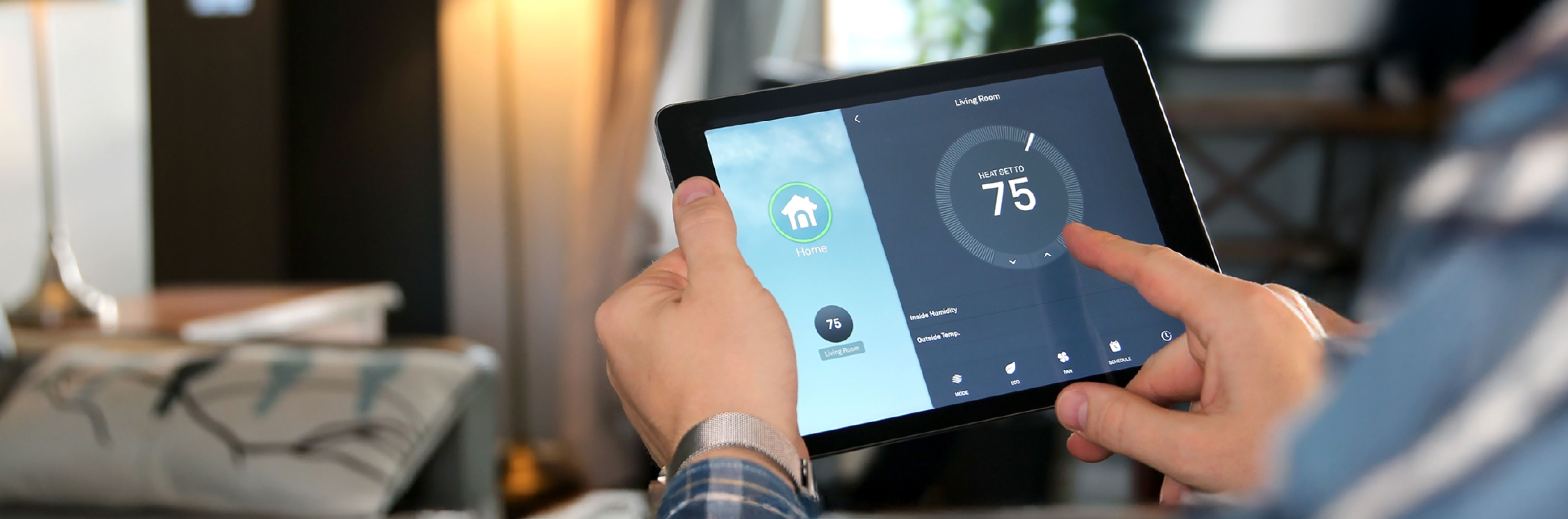 main image for Upgrade Jadi Lebih Pintar: Kendalikan Rumah Hanya dengan Sentuhan dan Suara