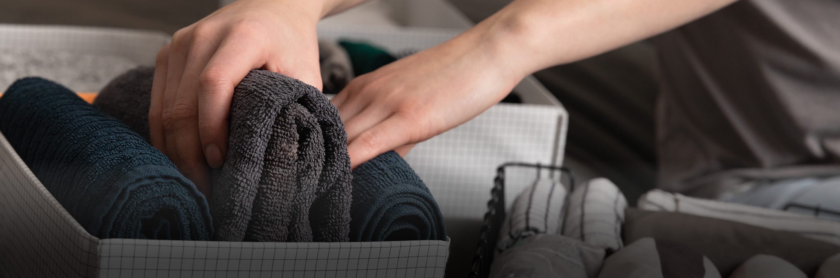 5 Alternatif Produk Penyimpanan Pakaian yang Hemat Tempat dari AZKO