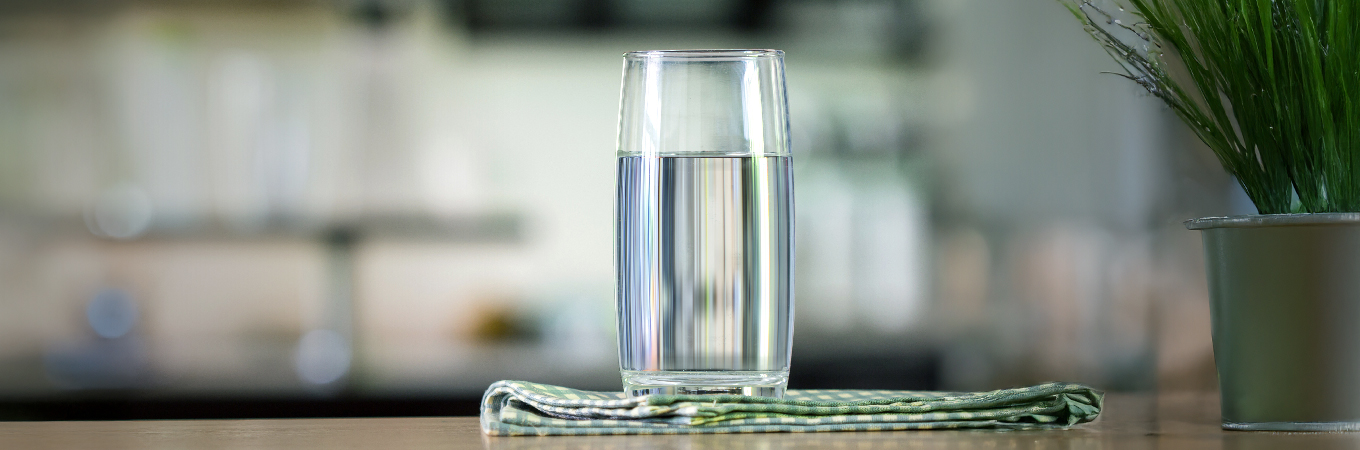 desktop article illustration Benefits of Using Reverse Osmosis Drinking Water Purifiers